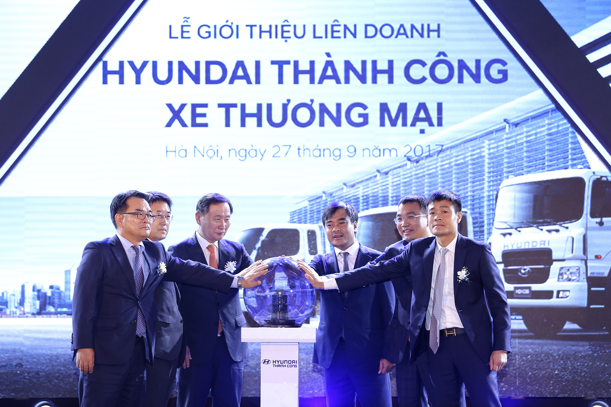 03. Đại diện Tập đoàn Hyundai - Tập đoàn 